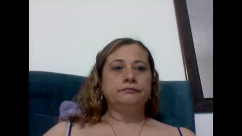 milagros_latin online show from March 8, 2:37 am