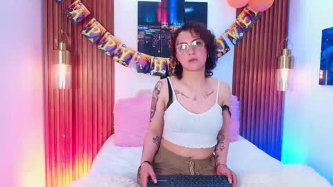 Mila online show from October 20, 1:58 pm