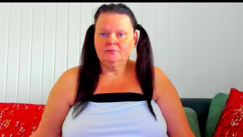 Lana online show from January 13, 10:30 am