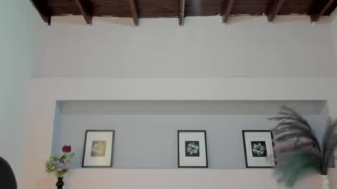 Mila Rose online show from December 21, 11:11 am