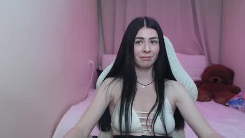 milasecretsss online show from March 12, 1:36 pm