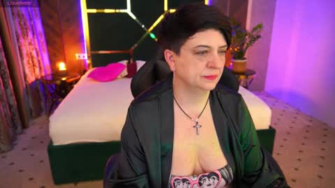 Snapshot of milaskyy chatting on March 9, 3:38 pm milaskyy online show from March 9, 3:38 pm