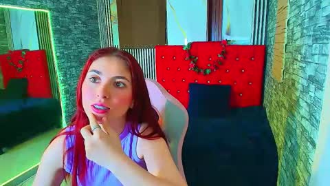 Ana online show from November 8, 10:48 pm