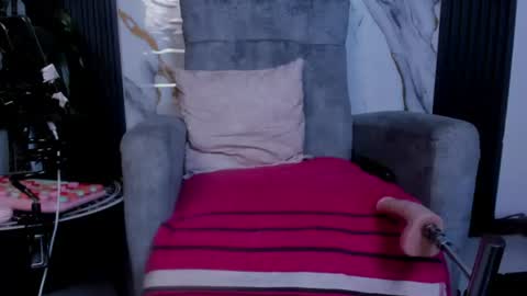  milf sikiu  online show from June 16, 2:56 am