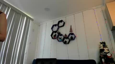 ASHLEY online show from December 29, 2:31 pm