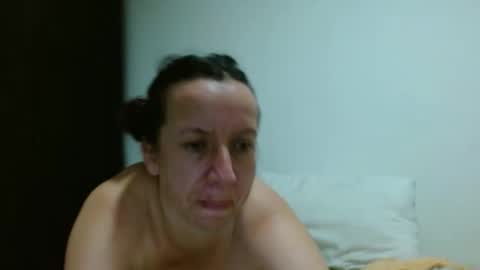 milfevha online show from November 11, 11:35 pm