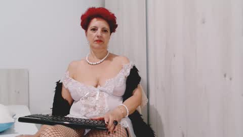 Snapshot of milffsupreme chatting on September 12, 3:41 pm Milfsupreme online show from September 12, 3:41 pm
