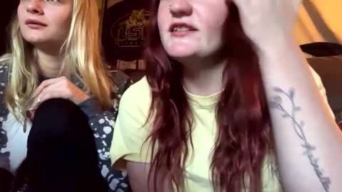 Milkymama online show from December 17, 10:11 pm