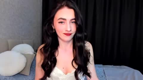 milla moore online show from October 2, 4:12 pm