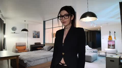 milla bella online show from February 23, 9:03 pm