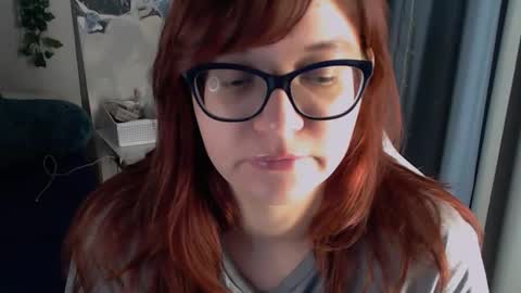 Milla online show from October 27, 11:43 pm