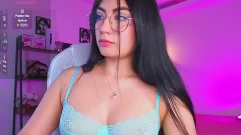 miller_vanessa_ online show from September 22, 8:40 pm