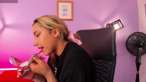Millie online show from April 24, 12:30 pm