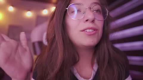 MILLY online show from December 14, 3:07 pm