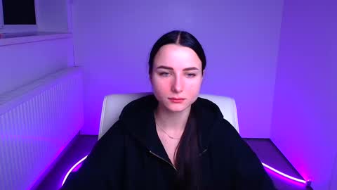 Snapshot of milly_liss chatting on January 23, 7:11 am Milly online show from January 23, 7:11 am