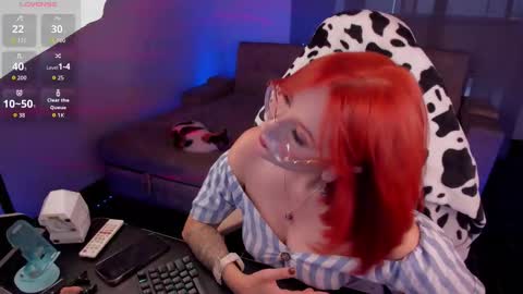 Monkey D Maddie online show from January 5, 10:24 pm