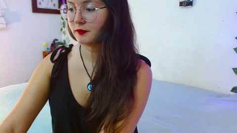 Snapshot of mily_baker chatting on September 18, 11:14 pm mily_baker online show from September 18, 11:14 pm