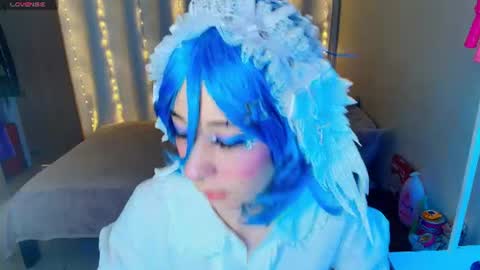 mily_milk_ online show from July 14, 8:52 am