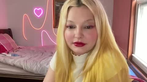 mimsymarlo online show from February 12, 7:13 pm