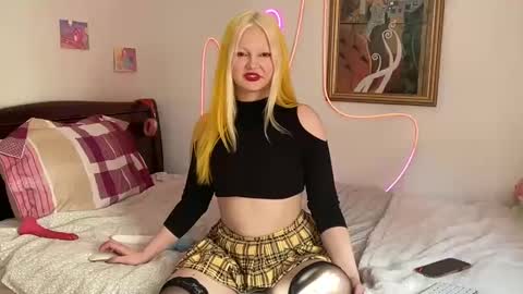 mimsymarlo online show from March 1, 6:21 pm