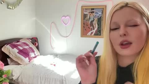 mimsymarlo online show from February 1, 6:51 pm