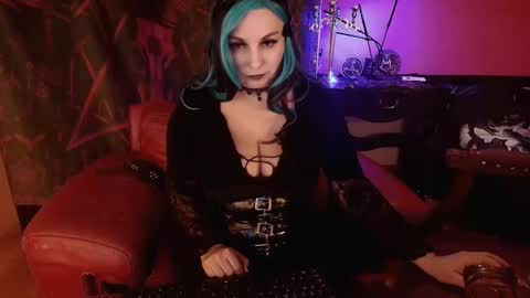 NindfuckWitch online show from February 26, 1:54 pm