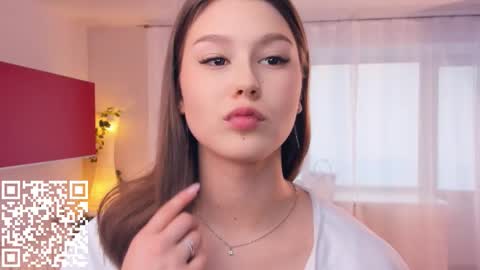 Mindi online show from October 29, 7:23 am