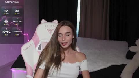 Emily online show from June 29, 11:32 am
