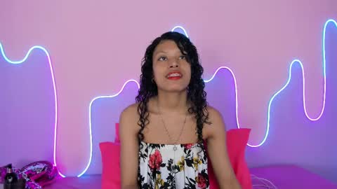 Snapshot of mingie_rouse chatting on February 12, 11:40 am Mingie online show from February 12, 11:40 am