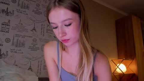 Amelia online show from November 10, 8:48 pm