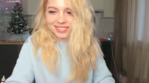 minionfriend online show from December 19, 11:24 am