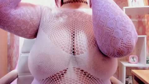MINNI  online show from June 3, 2:33 pm