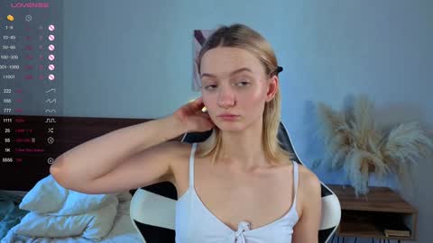 Snapshot of minnietammy chatting on October 12, 5:43 am Julia is here 3 My favorite patterns 77123222351Try my private online show from October 12, 5:43 am