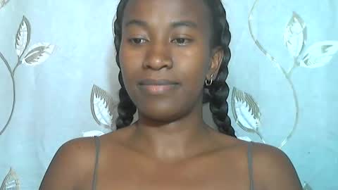 minouch211907 online show from March 11, 9:57 am