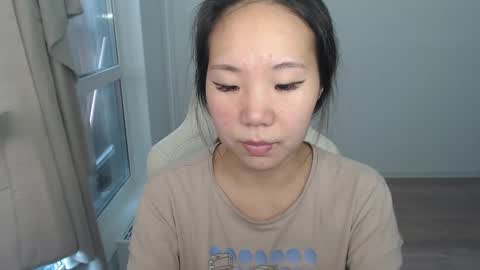 mira_g online show from February 25, 12:49 pm