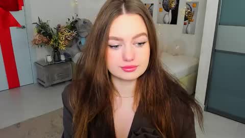 Emma online show from February 16, 10:10 am