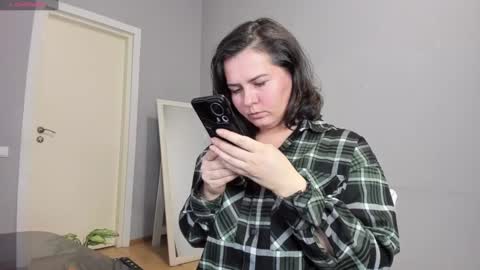 Meera online show from March 5, 2:56 pm