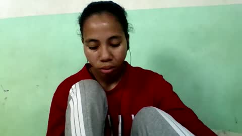 mirah881 online show from October 13, 6:05 am