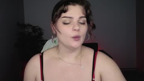 Milky online show from April 18, 9:23 am