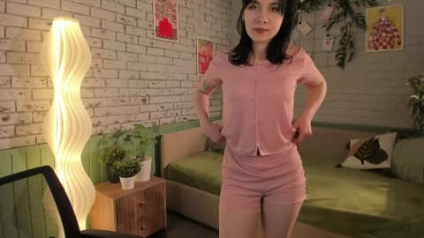 Aki online show from March 30, 2:27 pm