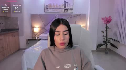 miranda_crawfor online show from March 21, 2:27 am