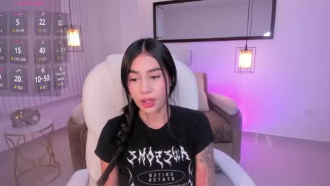 miranda_crawfor online show from April 27, 11:18 am