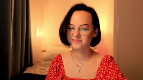 MiraSkyy online show from September 14, 2:48 pm