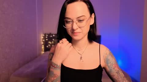 MiraSkyy online show from January 9, 9:19 pm