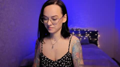 MiraSkyy online show from April 4, 9:57 pm