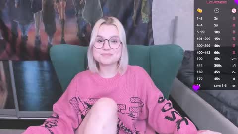 Kira online show from February 18, 3:42 am