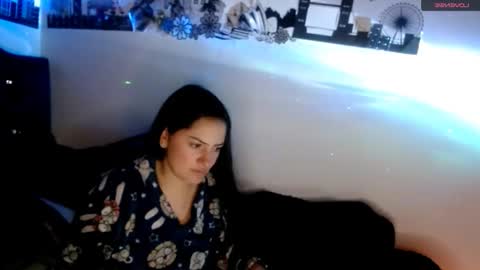 Nicol online show from December 20, 10:30 am