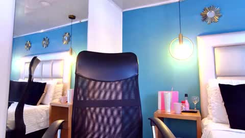 Snapshot of miss__ary_ chatting on September 15, 12:13 pm miss__ary_ online show from September 15, 12:13 pm
