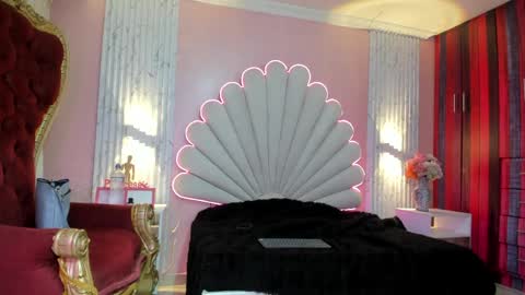 miss__star_ online show from April 27, 3:09 pm