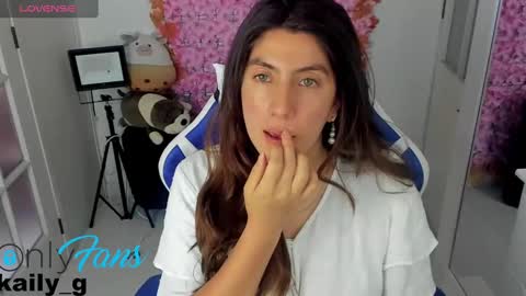 Snapshot of miss_adams01 chatting on December 17, 8:54 pm miss_adams01 online show from December 17, 8:54 pm